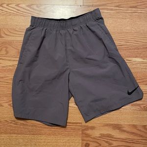 Men’s Nike dry fit shorts